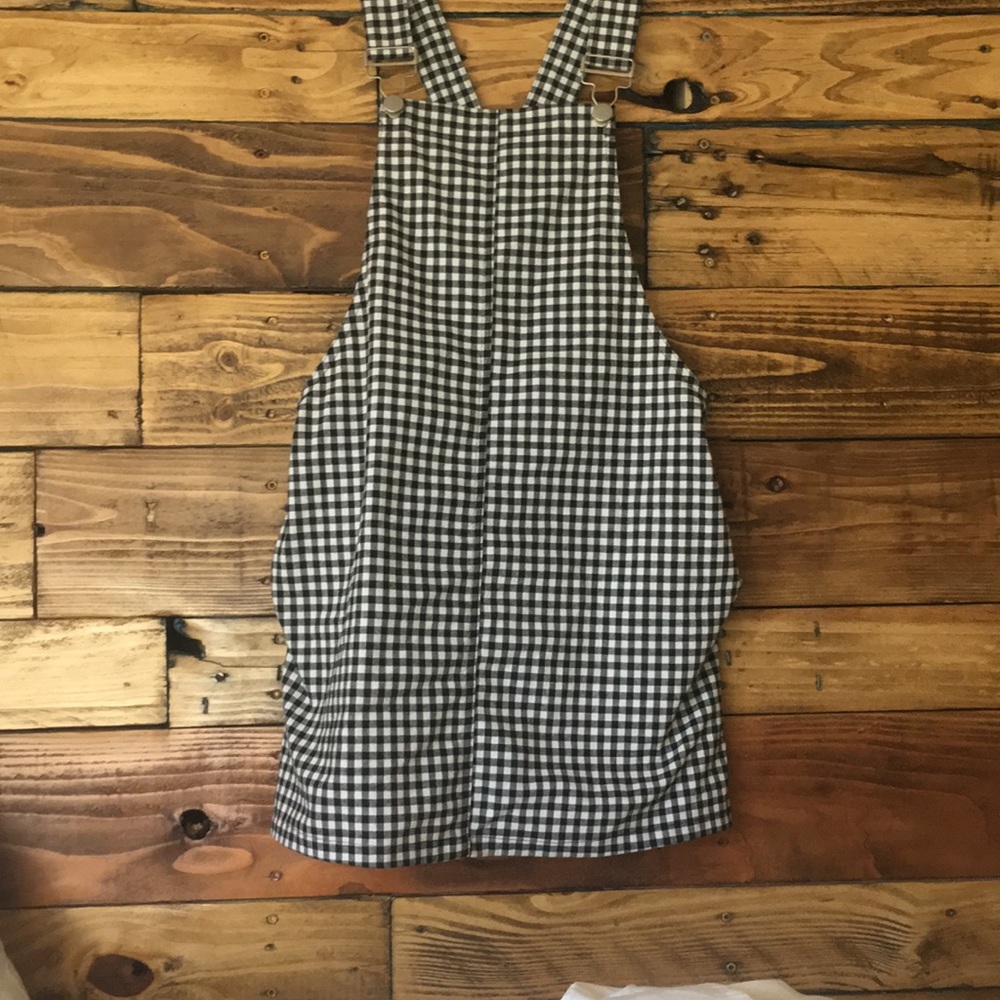 Checkered overalls. Super cute!